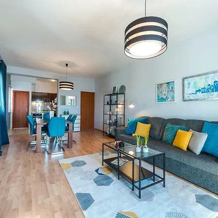 Apartment Summer Experience
