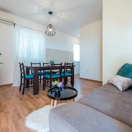 Summer Experience Apartment *