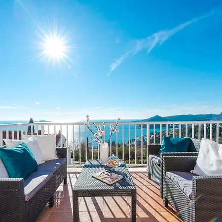 Apartment Summer Experience