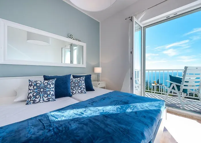 Summer Experience * Mlini