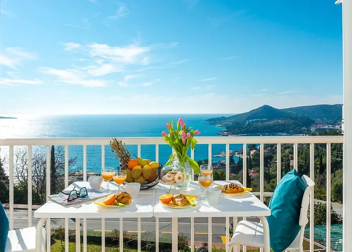 Summer Experience * Mlini