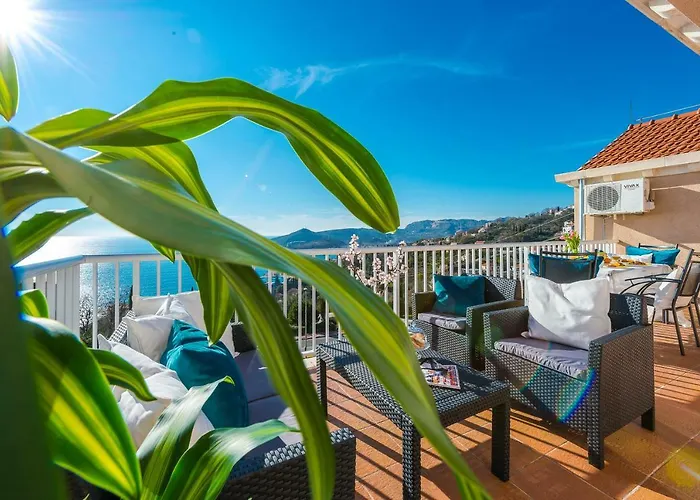 Summer Experience * Mlini