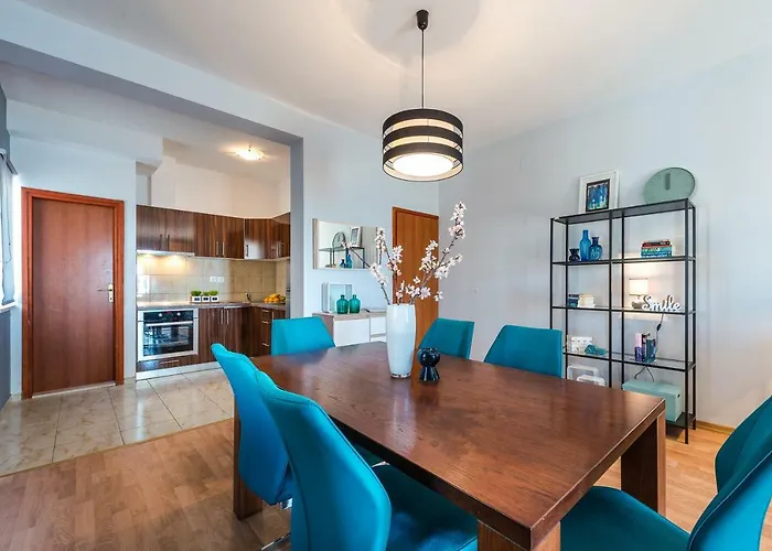 Summer Experience * Mlini